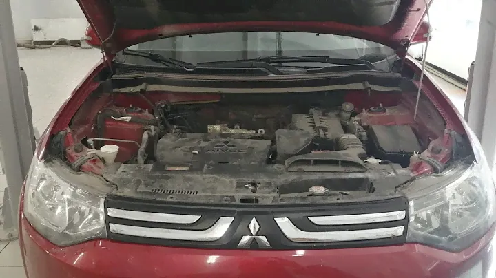 Номер двигателя посмотреть легко MITSUBISHI OUTLANDER