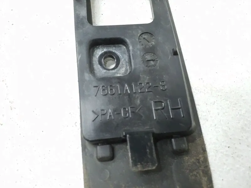 Рейлинг крыши правый Mitsubish ASX-2