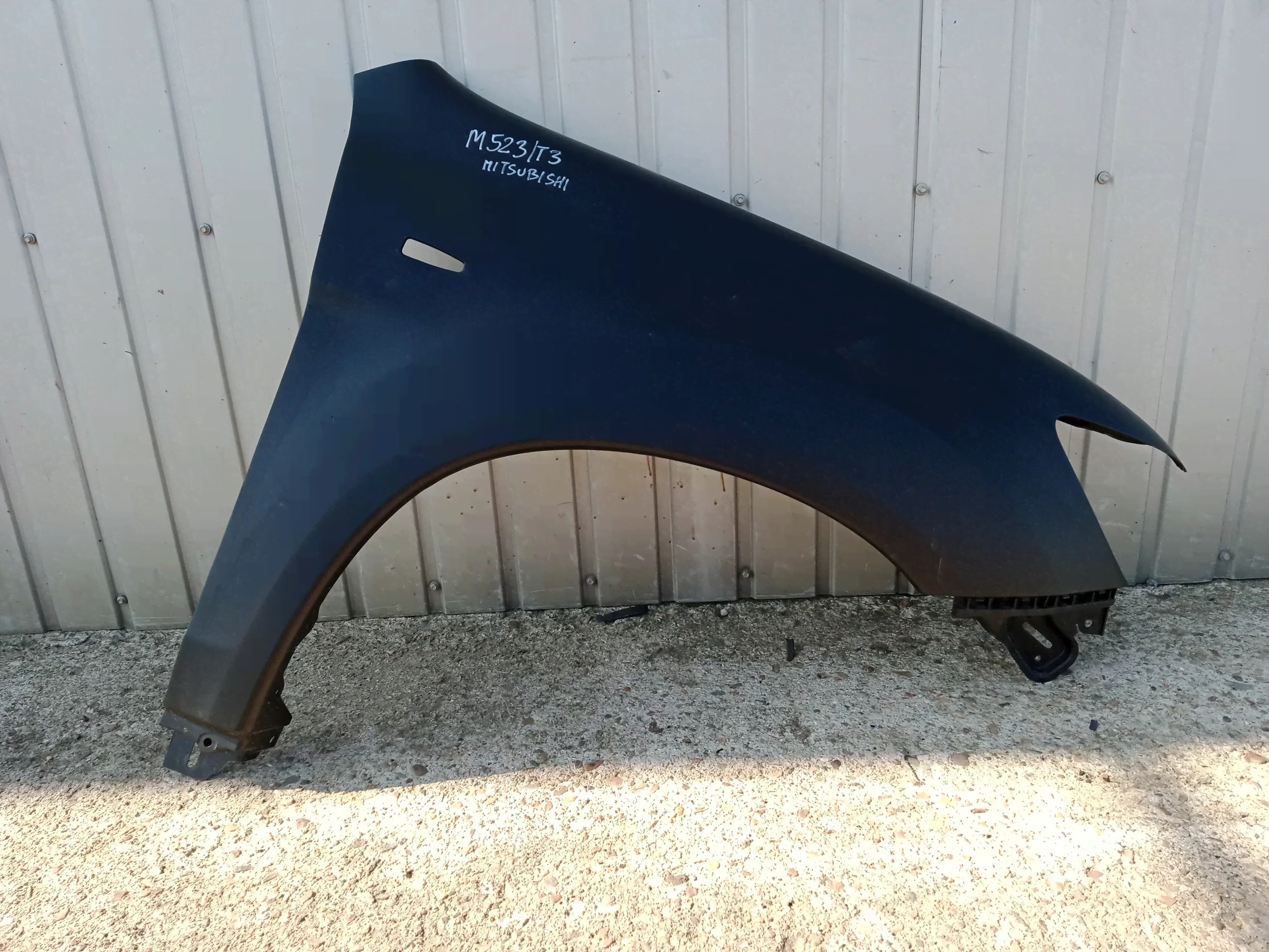 Крыло переднее правое Mitsubishi ASX 1 поколение (2010-2012), 7817304